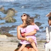 Halle Berry spends her 45th birthday on Malibu Beach photos | Picture 59763